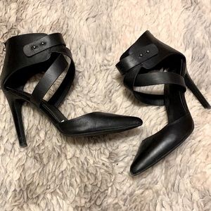 Joe’s Strappy Pump Heel